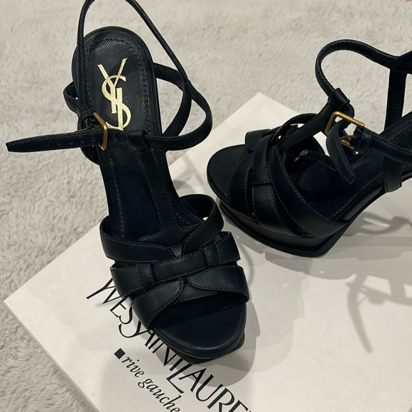 YVES SAINT LAURENT - Picture 1 of 4
